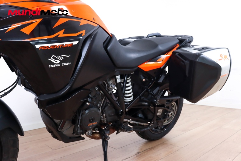 Motorbike image 8