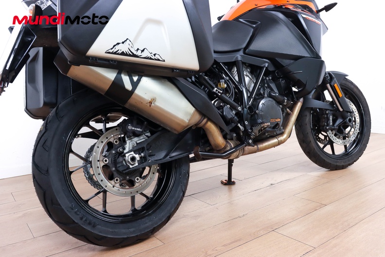 Motorbike image 3