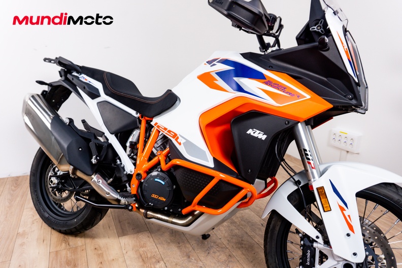 Motorbike image 4