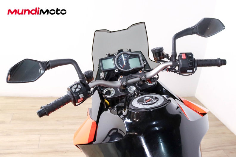 Motorbike image 10
