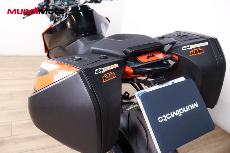 Motorbike image 9