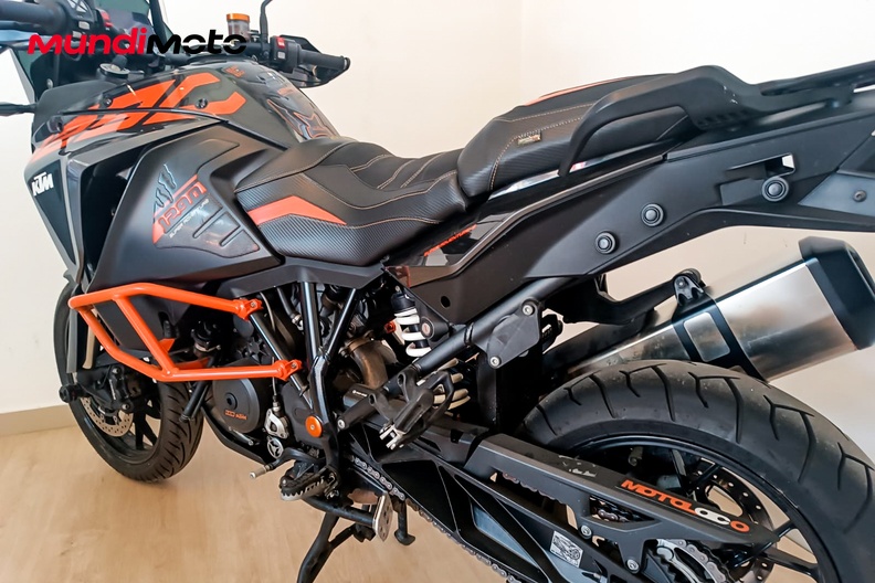 Motorbike image 8