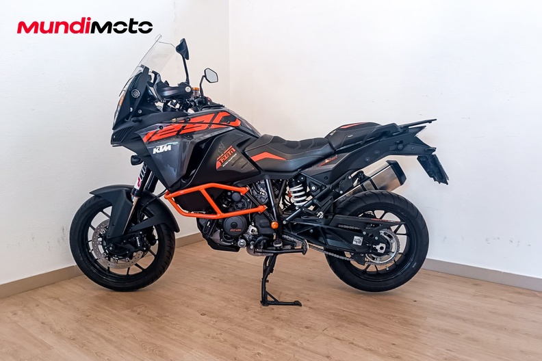 Motorbike image 5