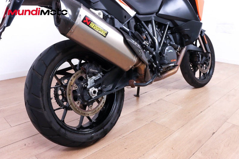 Motorbike image 3