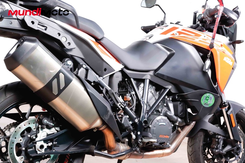 Motorbike image 3