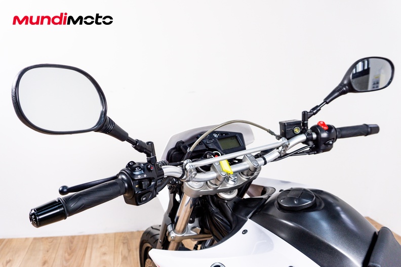 Motorbike image 10