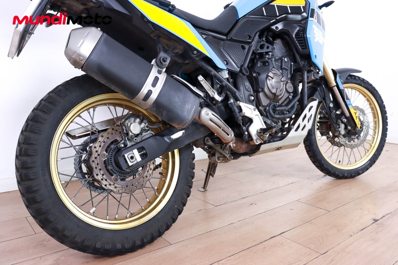 Motorbike image 3