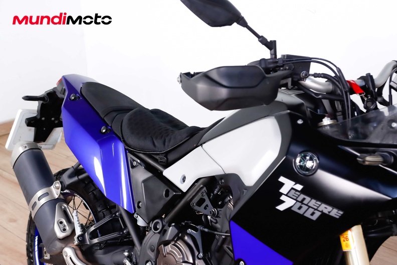 Motorbike image 13