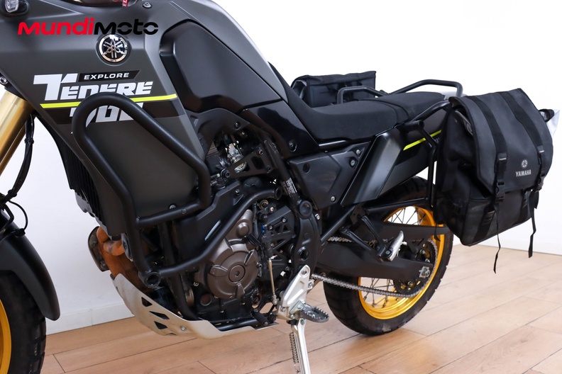 Motorbike image 8