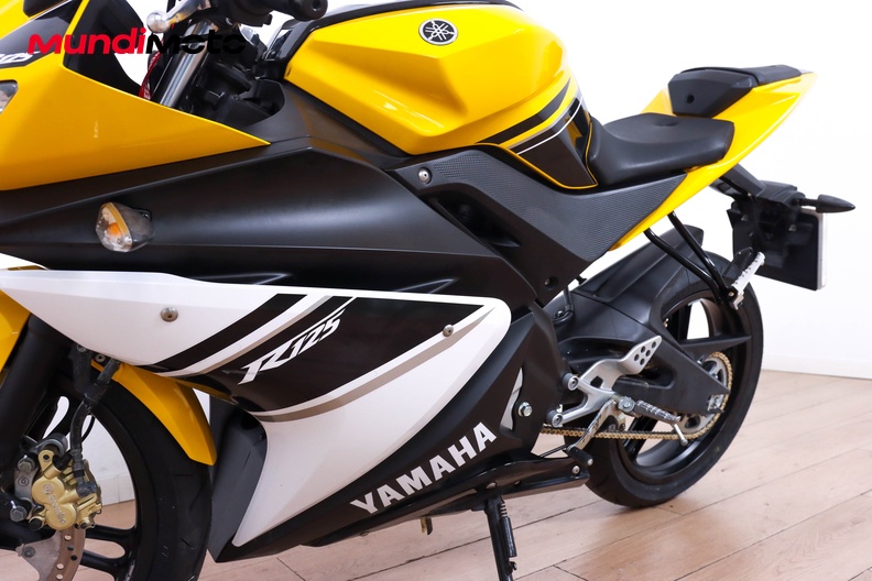 Motorbike image 8