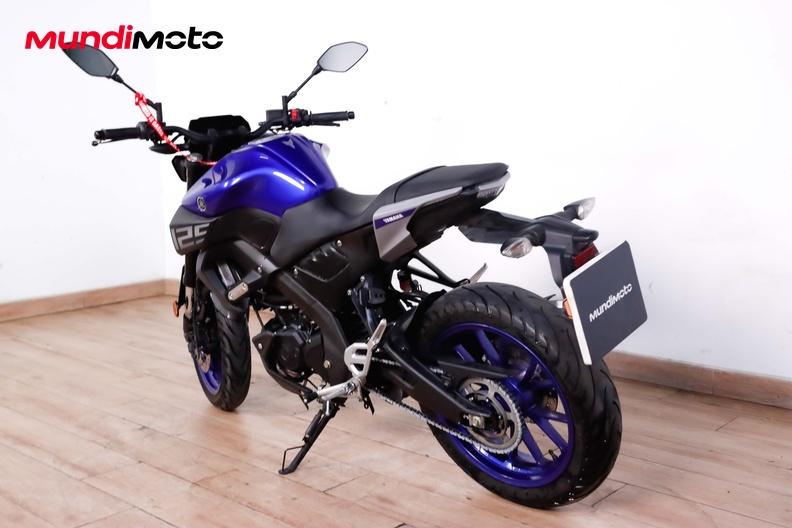 Motorbike image 6