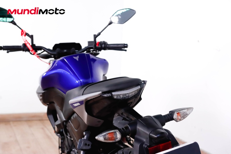 Motorbike image 9