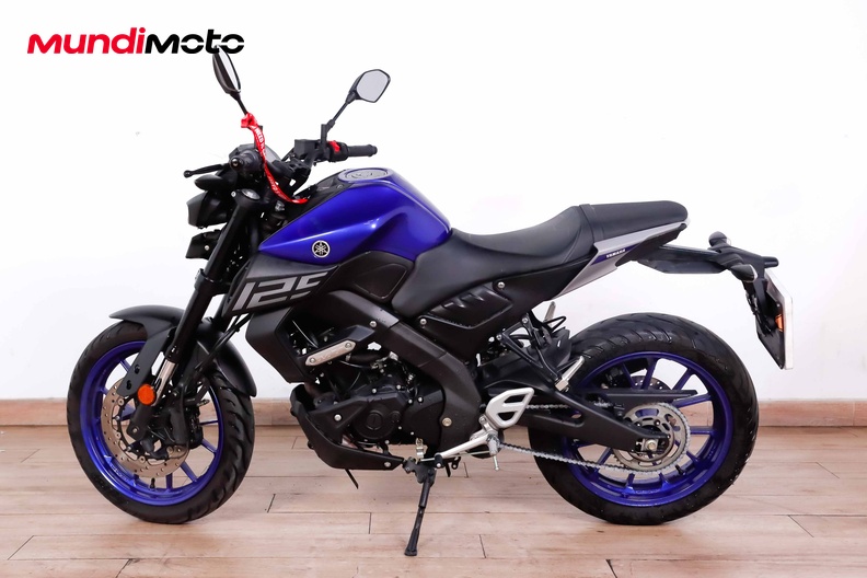 Motorbike image 5