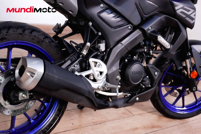 Motorbike image 3