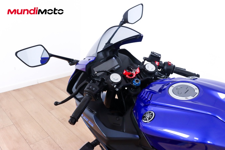 Motorbike image 10