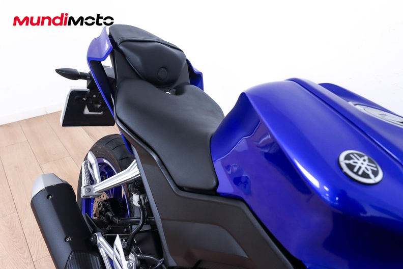 Motorbike image 12