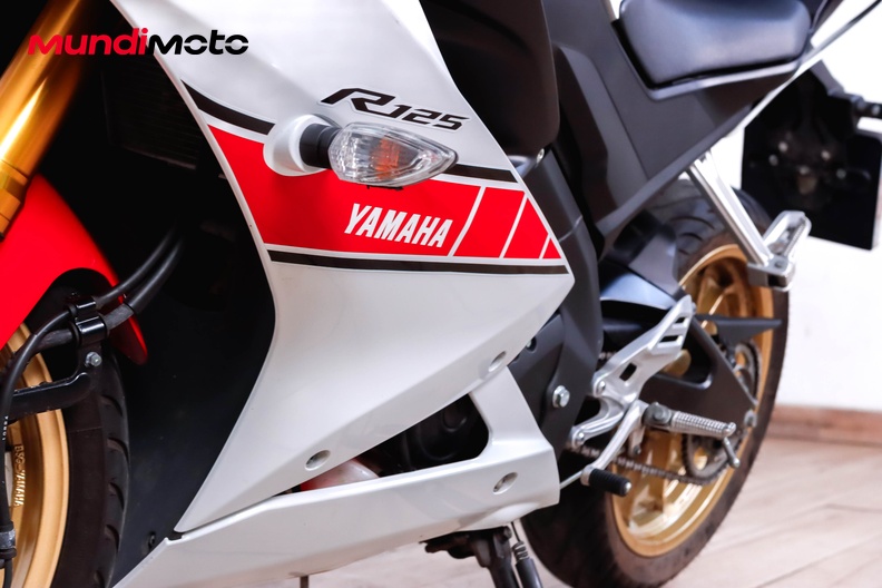 Motorbike image 8