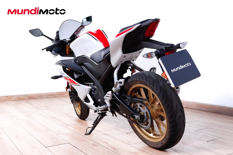 Motorbike image 6