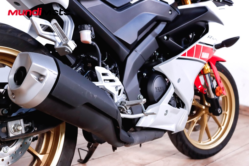 Motorbike image 3