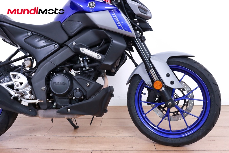 Motorbike image 13