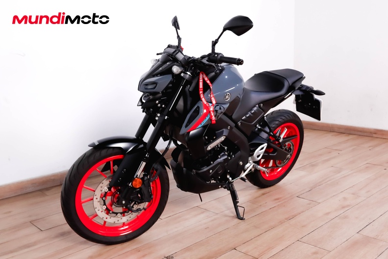 Motorbike image 7
