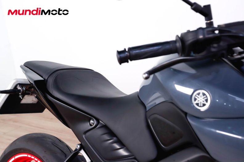 Motorbike image 13