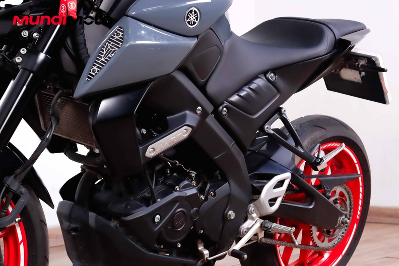 Motorbike image 8