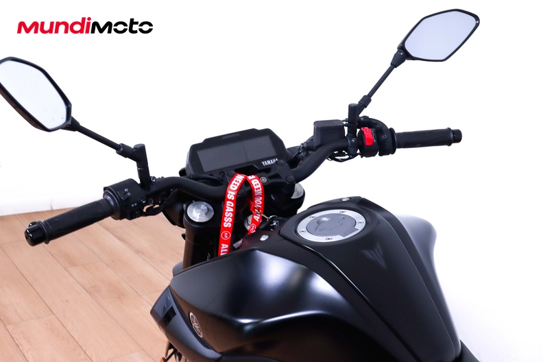 Motorbike image 10