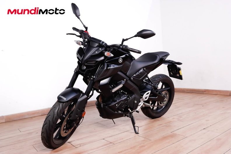 Motorbike image 7