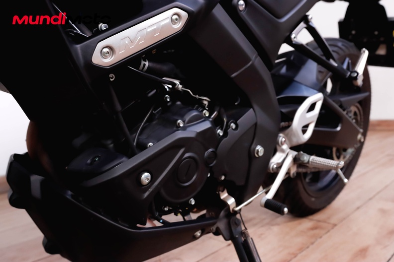 Motorbike image 8