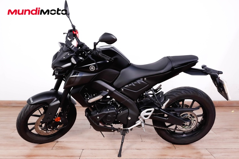 Motorbike image 5
