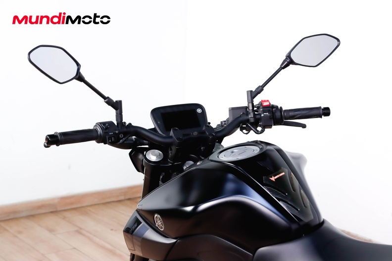 Motorbike image 10