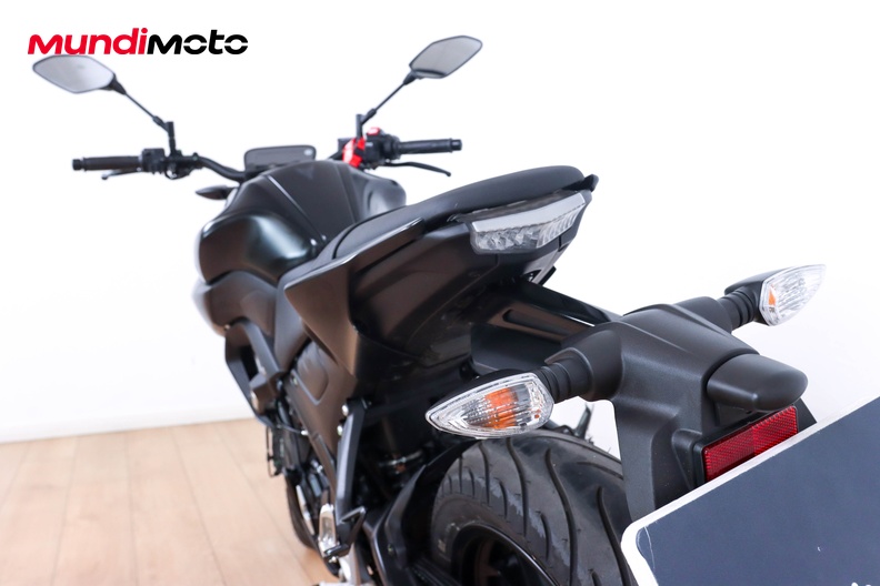 Motorbike image 9