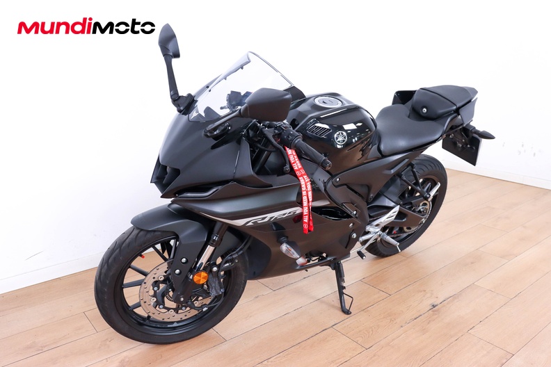 Motorbike image 7