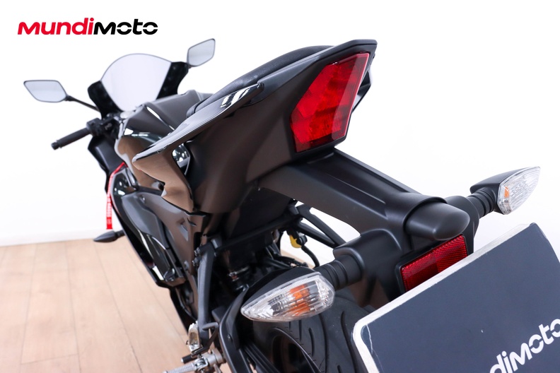 Motorbike image 9