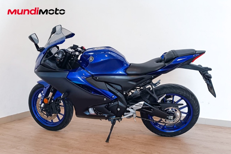 Motorbike image 5