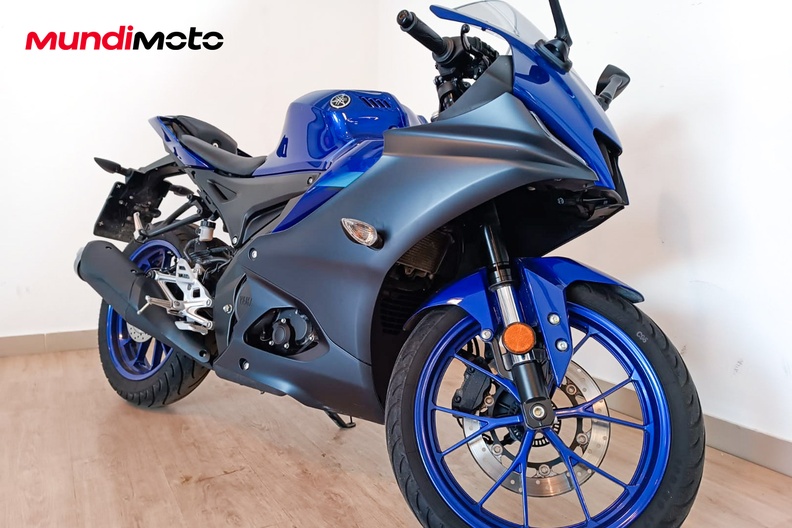 Motorbike image 4