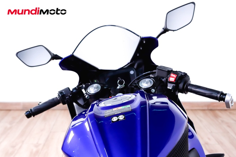 Motorbike image 10