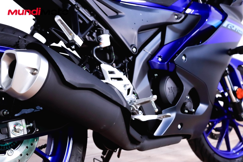 Motorbike image 3