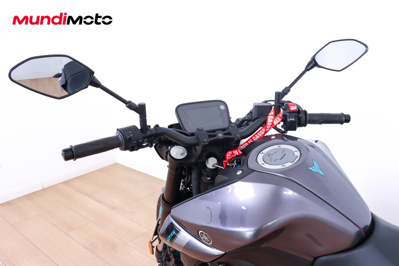 Motorbike image 10