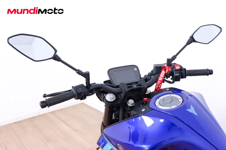 Motorbike image 10