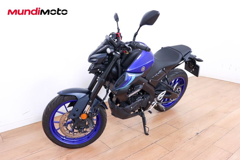Motorbike image 7
