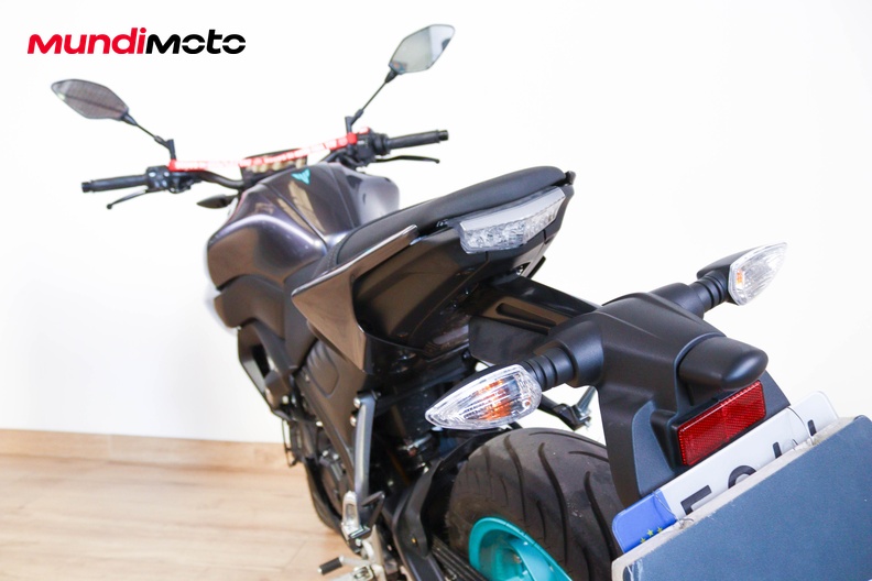 Motorbike image 9