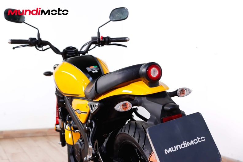 Motorbike image 9