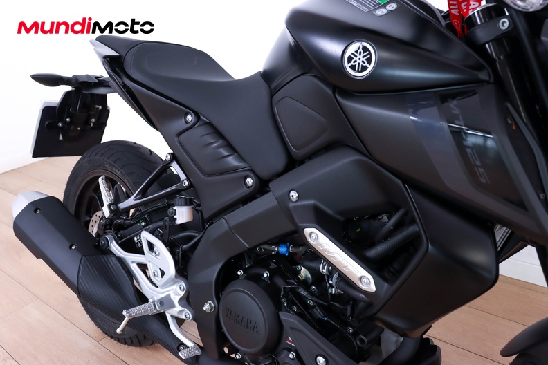 Motorbike image 12