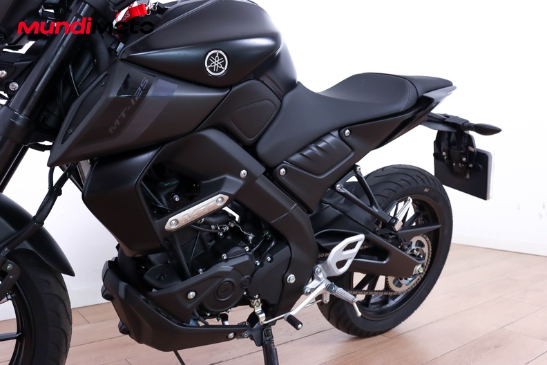 Motorbike image 8