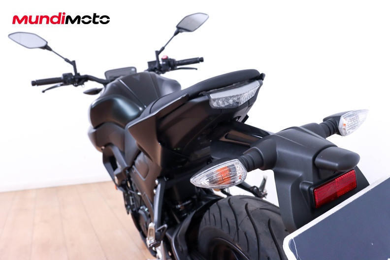 Motorbike image 9