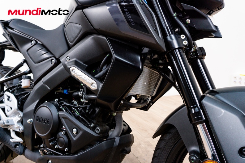 Motorbike image 4