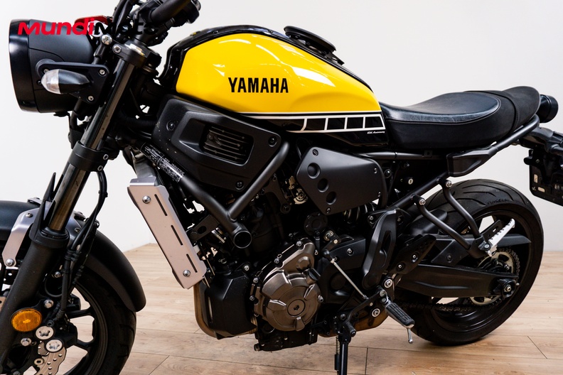 Motorbike image 9