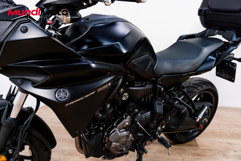 Motorbike image 9